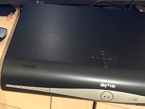 Sky plus box - hd,