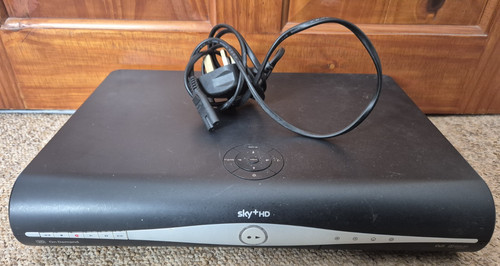 Sky plus drx890 c box - 3d,