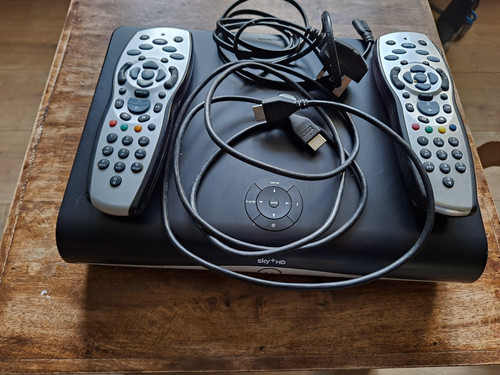 Sky box drx890 - sky+, hd